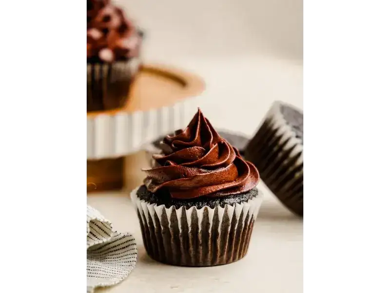 Most-Amazing-Chocolate-Cupcake-Recipe-Best-V1
