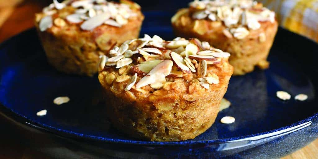 Como Fazer Deliciosos Copinhos de Aveia Assada com Banana